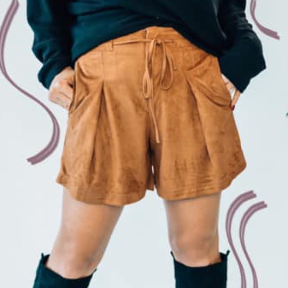 Camel Waist Tie Suede Shorts​​​​